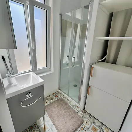 3 Personnes à 100m De La Berck