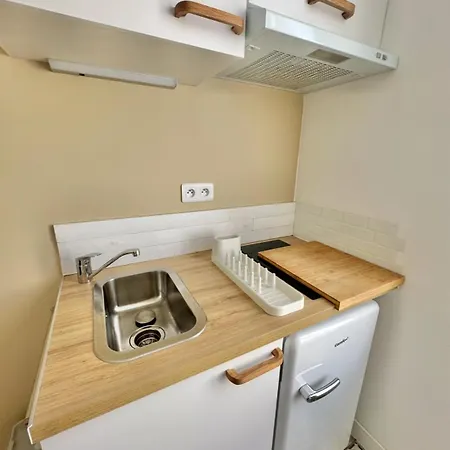 Apartament Beige - A Deux Pas De La De *